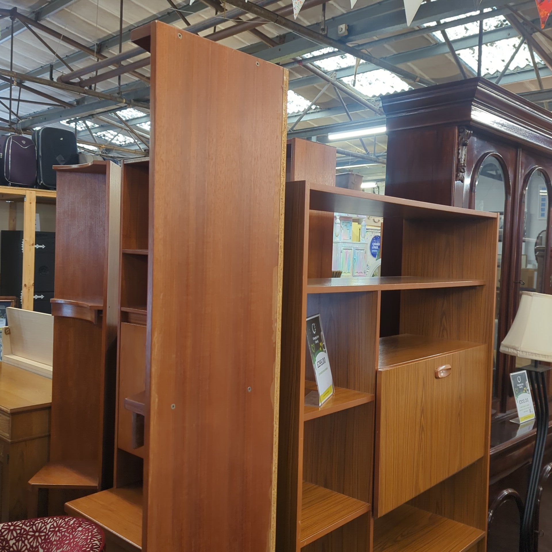 Corner Unit
